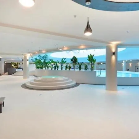 Daire Hanza Tower Casino Sauna & Jacuzzi & Pool *